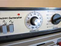 RC oscillators are used for generating audio frequency signal Function-Gen.jpg