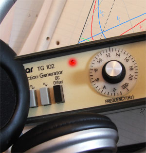 lcr-para_intro_pic.jpg Function generator